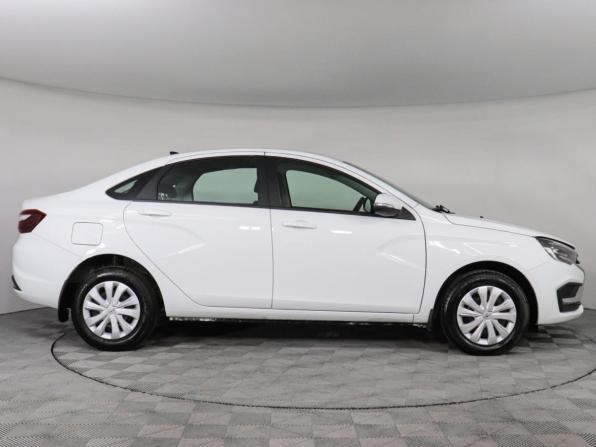 Lada (ВАЗ) Vesta I Рестайлинг (NG) с пробегом 2025 года, цена 1 347 000 рублей, 2381 км, седан, Автокод Объявления