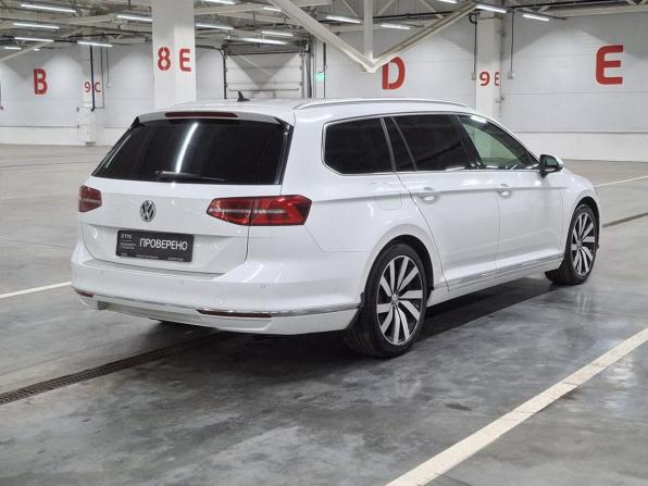Volkswagen Passat B8 с пробегом 2018 года, цена 1 819 000 рублей, 198801 км, универсал, Автокод Объявления