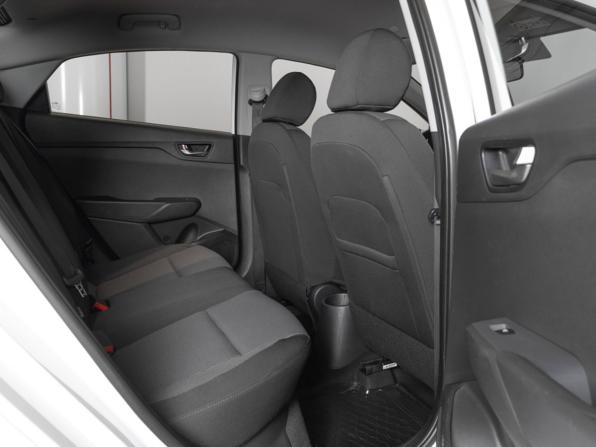 Hyundai Solaris II Рестайлинг с пробегом 2021 года, цена 1 732 658 рублей, 72677 км, седан, Автокод Объявления