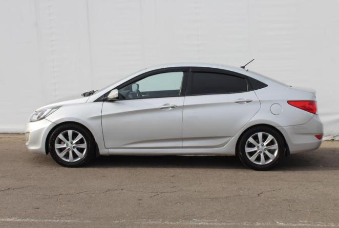 Hyundai Solaris I с пробегом 2011 года, цена 795 000 рублей, 179646 км, седан, Автокод Объявления