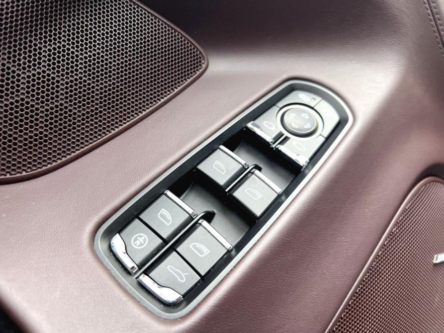 Porsche Panamera I Пермь  - изображение 23