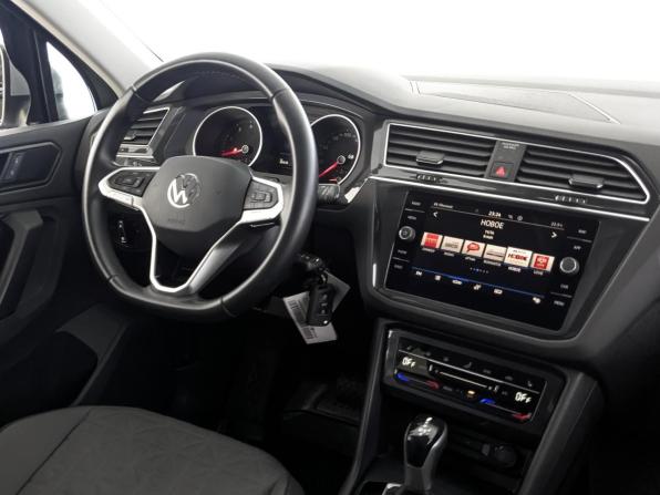 Volkswagen Tiguan II Рестайлинг с пробегом 2021 года, цена 2 800 000 рублей, 49413 км, внедорожник, Автокод Объявления
