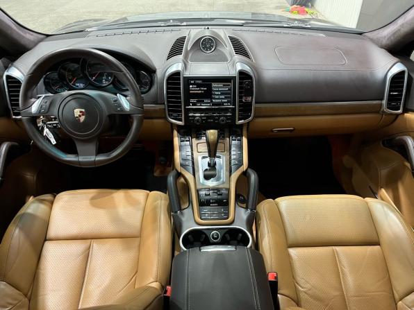 Porsche Cayenne II (958) с пробегом 2011 года, цена 2 379 000 рублей, 239700 км, внедорожник, Автокод Объявления
