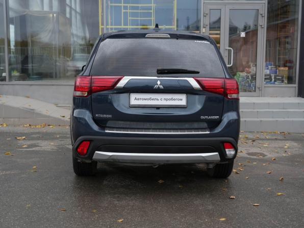 Mitsubishi Outlander III Рестайлинг 2 с пробегом 2017 года, цена 1 880 000 рублей, 196570 км, внедорожник, Автокод Объявления