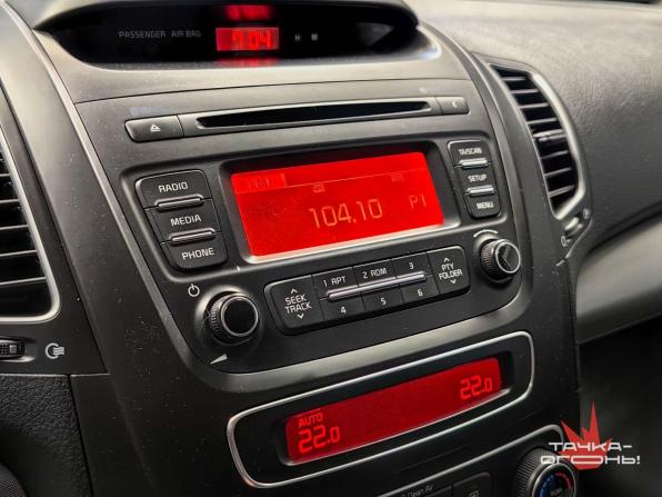 Kia Sorento II Рестайлинг с пробегом 2014 года, цена 1 758 000 рублей, 170000 км, внедорожник, Автокод Объявления