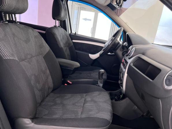 Renault Logan I Рестайлинг с пробегом 2013 года, цена 730 000 рублей, 123980 км, седан, Автокод Объявления
