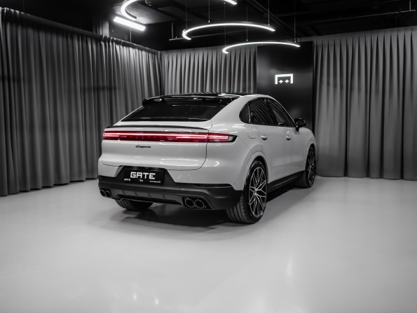 Новый Porsche Cayenne III Рестайлинг 2024 года, цена 23 472 200 рублей, внедорожник, Автокод Объявления