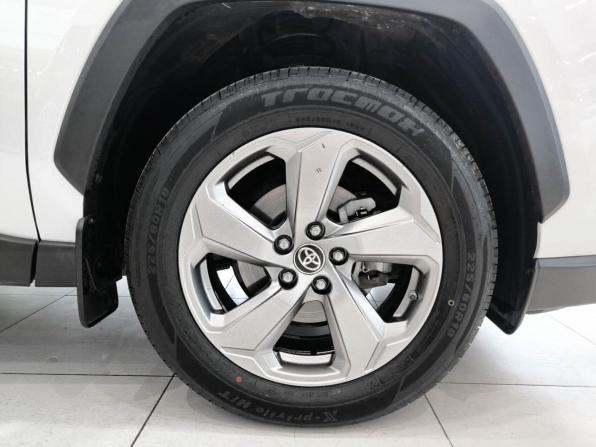 Toyota RAV4 V (XA50) с пробегом 2020 года, цена 3 663 500 рублей, 63431 км, внедорожник, Автокод Объявления