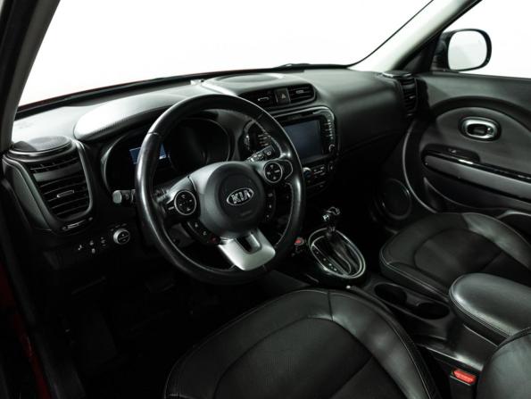 Kia Soul II Рестайлинг с пробегом 2018 года, цена 1 799 700 рублей, 72500 км, хэтчбек, Автокод Объявления