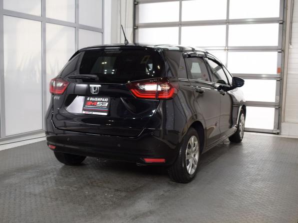 Honda Fit IV с пробегом 2022 года, цена 1 299 995 рублей, 98812 км, хэтчбек, Автокод Объявления
