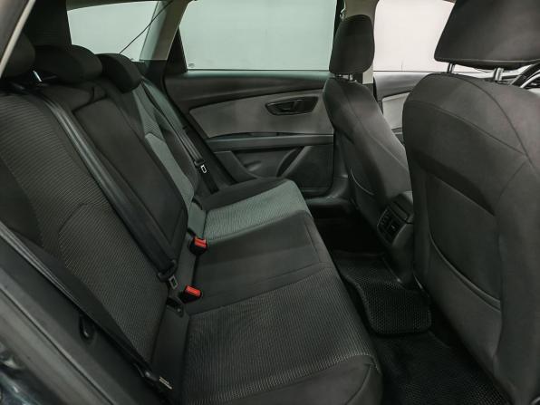 SEAT Leon III Рестайлинг с пробегом 2018 года, цена 1 337 000 рублей, 247293 км, универсал, Автокод Объявления