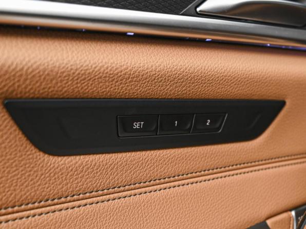 BMW 5 серии VII (G30/G31/G38) Рестайлинг с пробегом 2021 года, цена 4 980 000 рублей, 80631 км, седан, Автокод Объявления