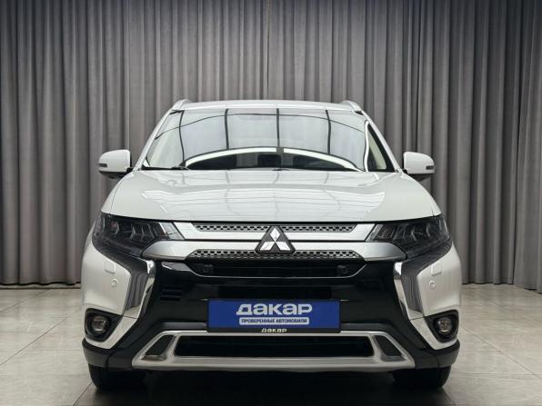 Mitsubishi Outlander III Рестайлинг 3 с пробегом 2019 года, цена 2 149 000 рублей, 108825 км, внедорожник, Автокод Объявления