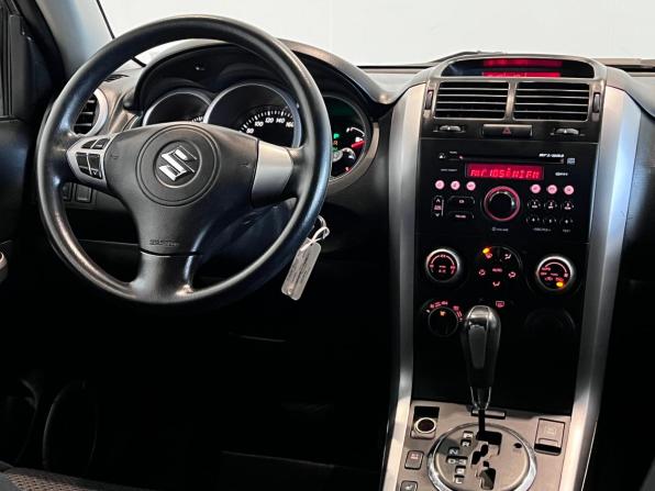 Suzuki Grand Vitara II Рестайлинг с пробегом 2008 года, цена 990 000 рублей, 137249 км, внедорожник, Автокод Объявления