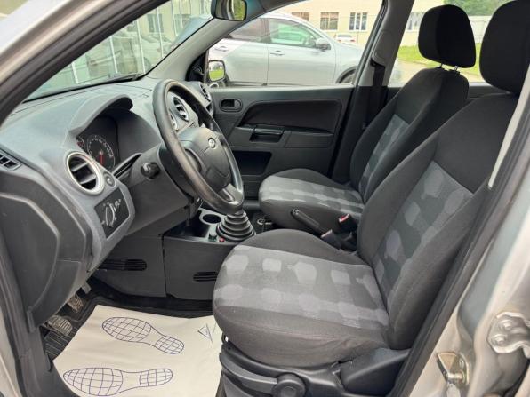 Ford Fusion I Рестайлинг с пробегом 2007 года, цена 465 000 рублей, 192842 км, хэтчбек, Автокод Объявления