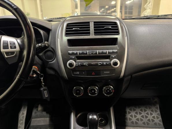 Mitsubishi ASX I с пробегом 2011 года, цена 900 000 рублей, 265521 км, внедорожник, Автокод Объявления