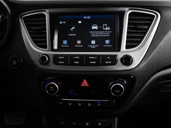 Hyundai Solaris II с пробегом 2019 года, цена 1 398 960 рублей, 88390 км, седан, Автокод Объявления