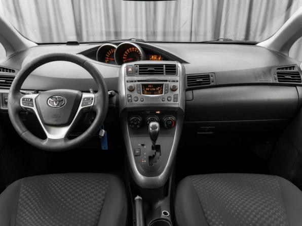 Toyota Verso I с пробегом 2009 года, цена 720 000 рублей, 275262 км, компактвэн, Автокод Объявления