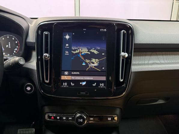 Volvo XC40 I с пробегом 2021 года, цена 3 250 000 рублей, 124198 км, внедорожник, Автокод Объявления