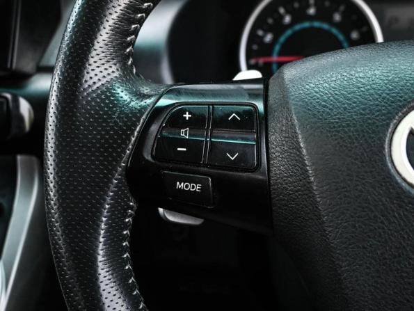 Toyota Wish II с пробегом 2010 года, цена 999 000 рублей, 240915 км, минивэн, Автокод Объявления