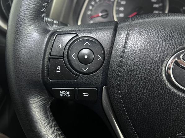 Toyota RAV4 IV (XA40) с пробегом 2012 года, цена 1 790 000 рублей, 226000 км, внедорожник, Автокод Объявления