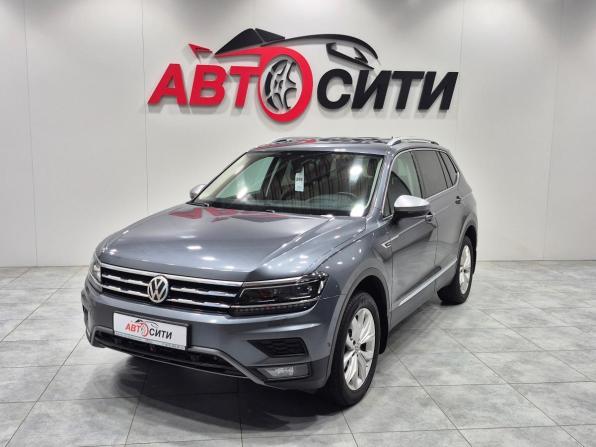 Volkswagen Tiguan II с пробегом 2019 года, цена 3 499 900 рублей, 136000 км, внедорожник, Автокод Объявления