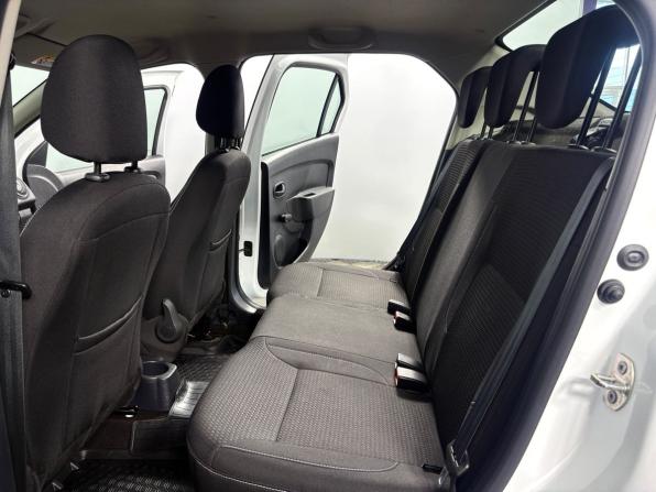 Renault Logan II Рестайлинг с пробегом 2021 года, цена 1 195 000 рублей, 81591 км, седан, Автокод Объявления