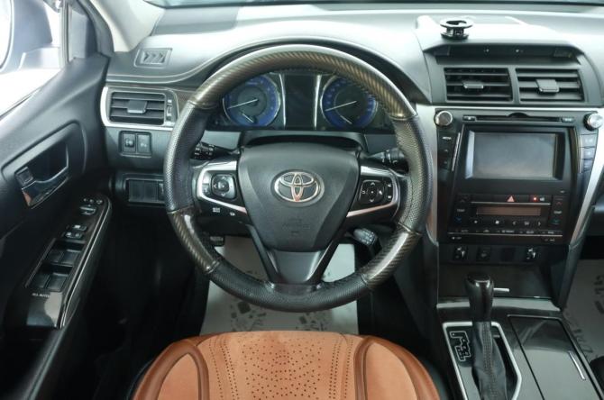 Toyota Camry VII (XV50) Рестайлинг с пробегом 2016 года, цена 1 989 000 рублей, 280000 км, седан, Автокод Объявления