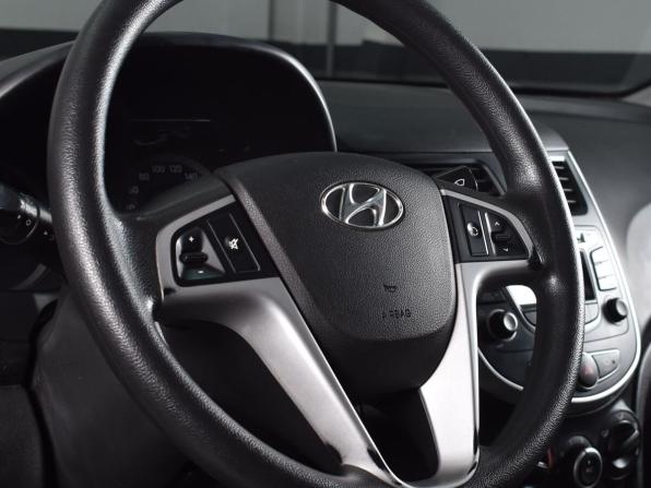 Hyundai Solaris I с пробегом 2012 года, цена 845 999 рублей, 142456 км, седан, Автокод Объявления