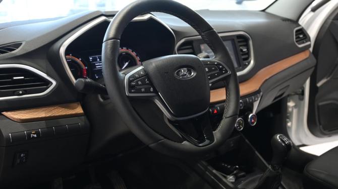 Lada (ВАЗ) Vesta I Рестайлинг (NG) с пробегом 2024 года, цена 1 495 000 рублей, 15729 км, универсал, Автокод Объявления