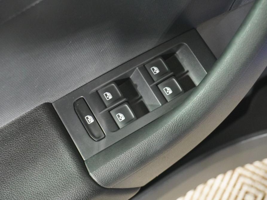 Skoda Rapid I Рестайлинг Вологда  - изображение 14