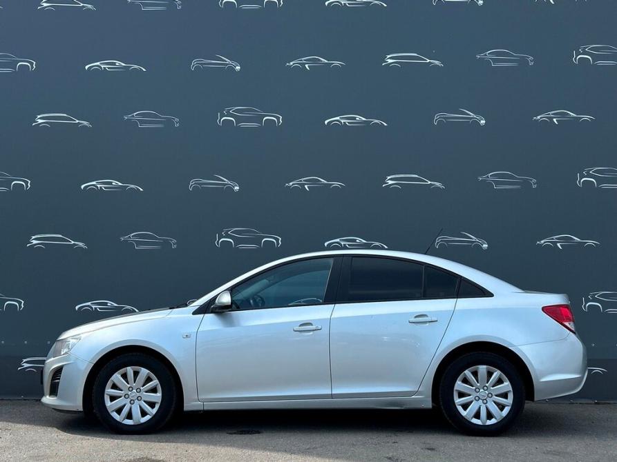 Chevrolet Cruze I Рестайлинг Санкт-Петербург  - изображение 12