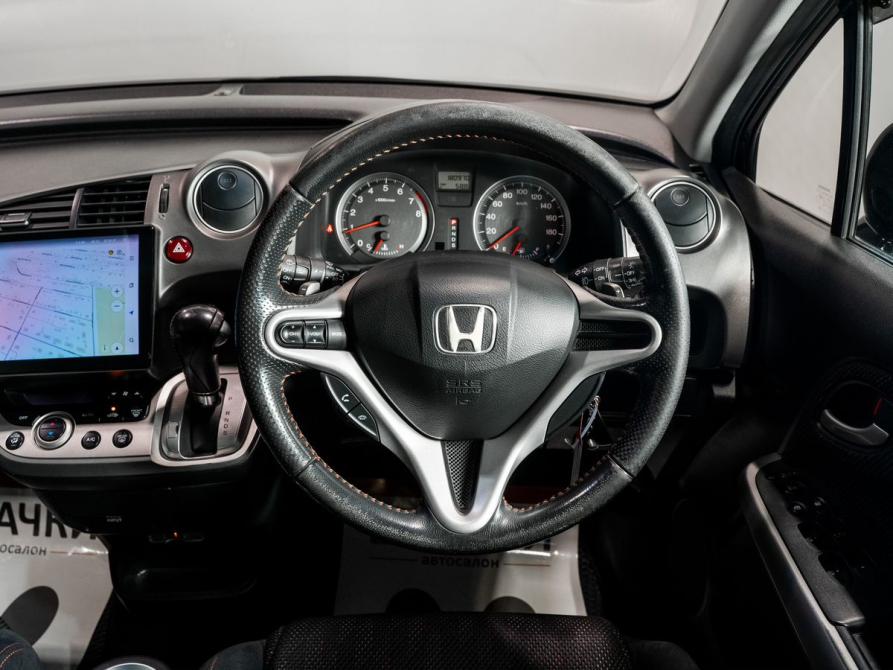 Honda Stream II Рестайлинг Чита  - изображение 9