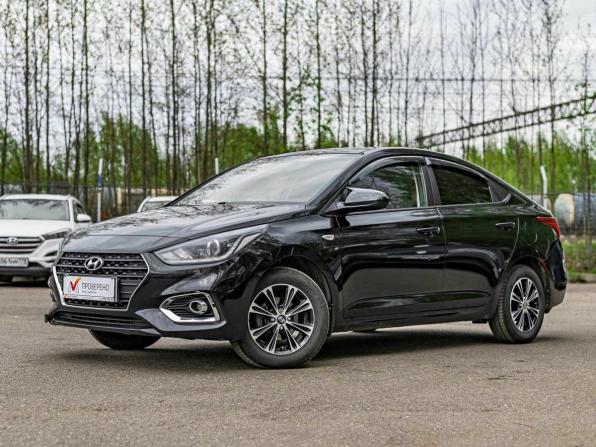 Hyundai Solaris II с пробегом 2018 года, цена 1 130 000 рублей, 112346 км, седан, Автокод Объявления