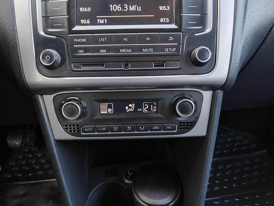 Volkswagen Polo V Рестайлинг Санкт-Петербург  - изображение 21