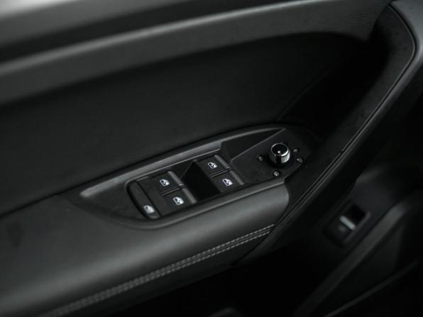 Audi Q5 II (FY) Рестайлинг с пробегом 2023 года, цена 4 850 000 рублей, 5498 км, внедорожник, Автокод Объявления
