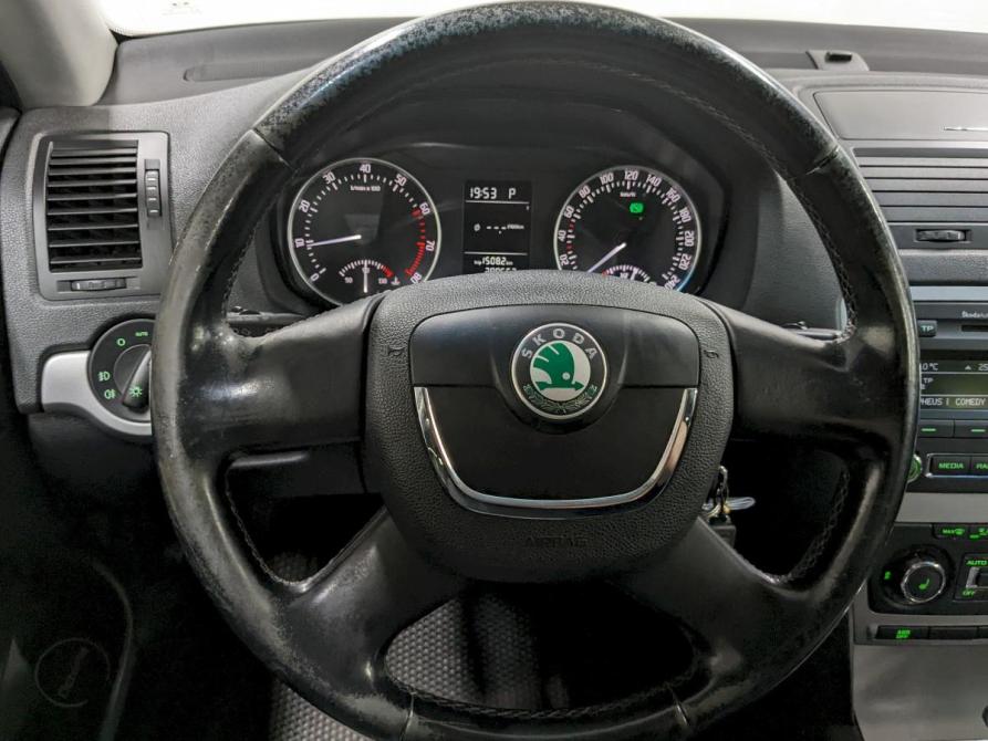 Skoda Octavia II (A5) Рестайлинг Москва  - изображение 24