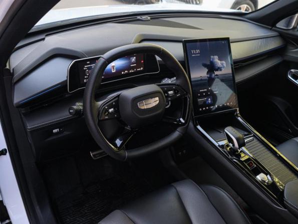 Geely Cityray с пробегом 2024 года, цена 2 380 000 рублей, 9886 км, внедорожник, Автокод Объявления