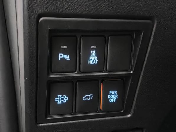 Toyota Fortuner II с пробегом 2018 года, цена 3 249 000 рублей, 198480 км, внедорожник, Автокод Объявления
