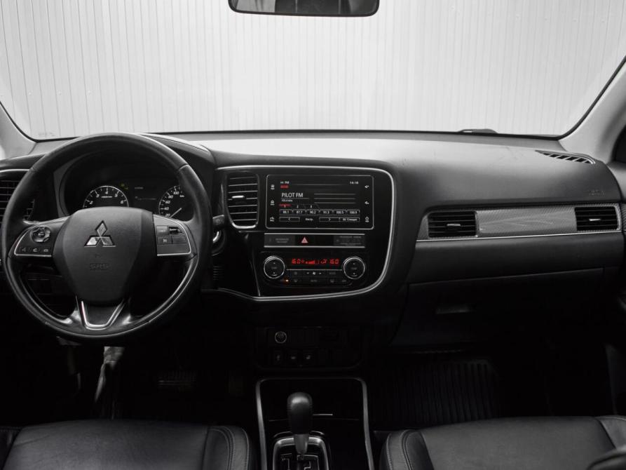 Mitsubishi Outlander III Рестайлинг 3 Екатеринбург  - изображение 11