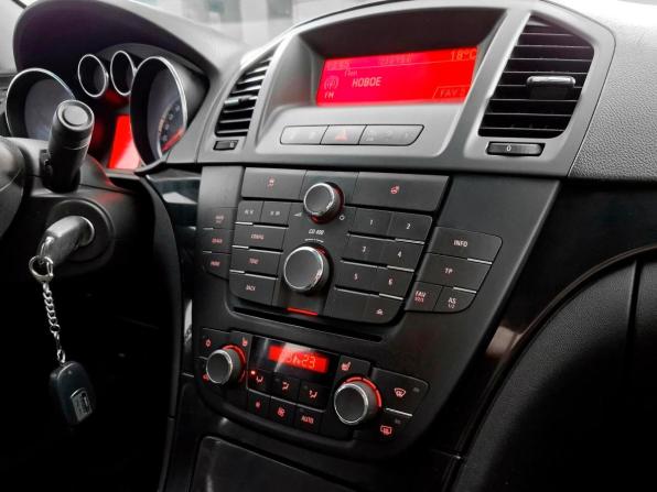 Opel Insignia I с пробегом 2013 года, цена 752 000 рублей, 255139 км, хэтчбек, Автокод Объявления