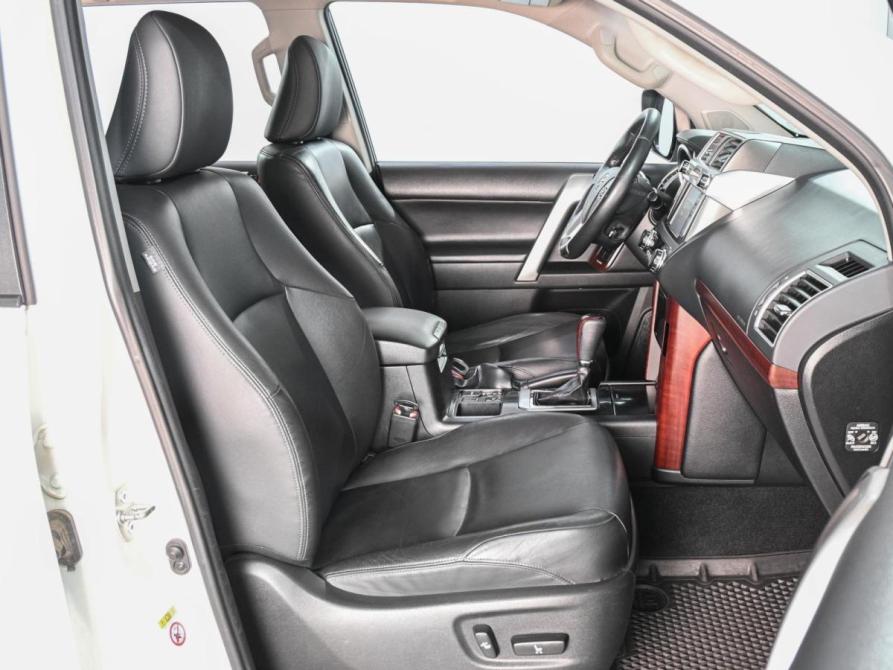 Toyota Land Cruiser Prado 150 Series Рестайлинг 1 Ростов-на-Дону  - изображение 8