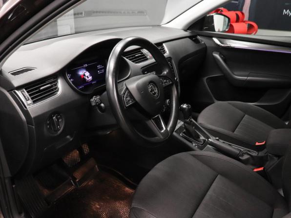 Skoda Octavia III (A7) Рестайлинг с пробегом 2019 года, цена 1 877 000 рублей, 181677 км, лифтбек, Автокод Объявления