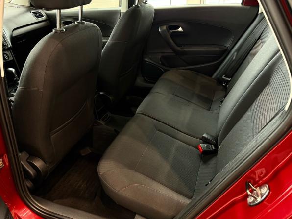 Volkswagen Polo V Рестайлинг с пробегом 2017 года, цена 1 149 000 рублей, 95000 км, седан, Автокод Объявления