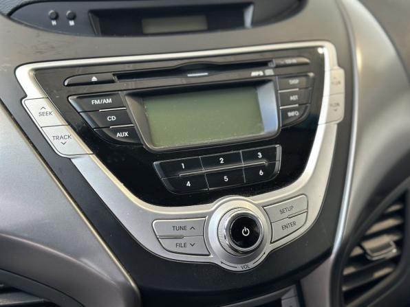 Hyundai Elantra V (MD) с пробегом 2012 года, цена 719 000 рублей, 265717 км, седан, Автокод Объявления