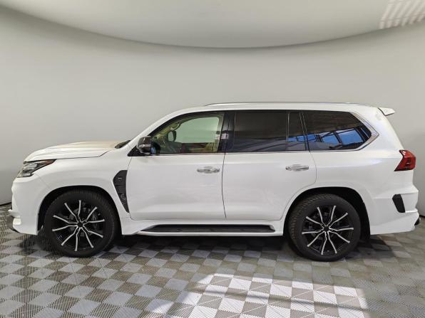Lexus LX III Рестайлинг 2 с пробегом 2017 года, цена 8 000 000 рублей, 65282 км, внедорожник, Автокод Объявления