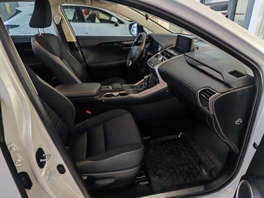 Lexus NX I Рестайлинг Челябинск  - изображение 15