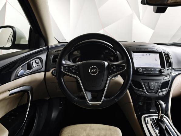 Opel Insignia I Рестайлинг с пробегом 2013 года, цена 995 000 рублей, 155795 км, седан, Автокод Объявления