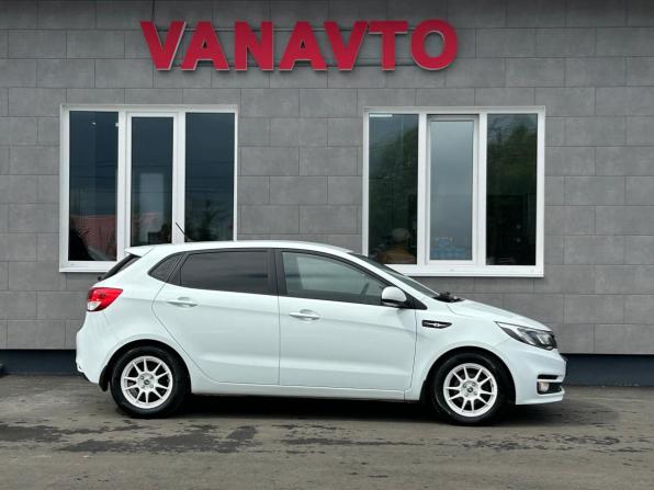 Kia Rio III Рестайлинг с пробегом 2016 года, цена 1 090 000 рублей, 117580 км, хэтчбек, Автокод Объявления