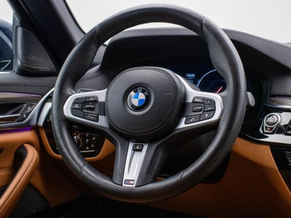 BMW 5 серии VII (G30/G31/G38) с пробегом 2018 года, цена 3 600 000 рублей, 80145 км, седан, Автокод Объявления